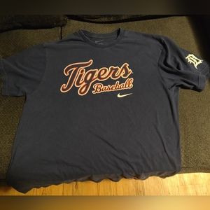 Nike men's MLB Detroit Tigers t shirt size L Tarik Skubal Javier Baez